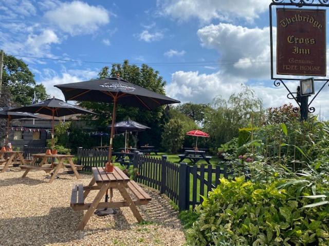 Locanda The Thelbridge Cross